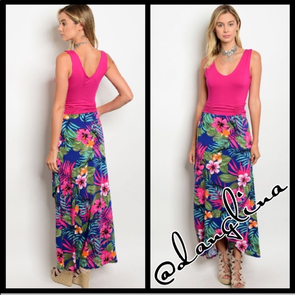 ❣️ Sale was 45$ down sizing ❣️ Tropical vibes....floral maxi dress